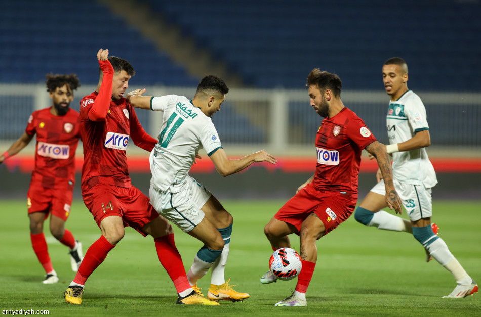 «هاتريك» البريكان يقفز بالفتح إلى السادس