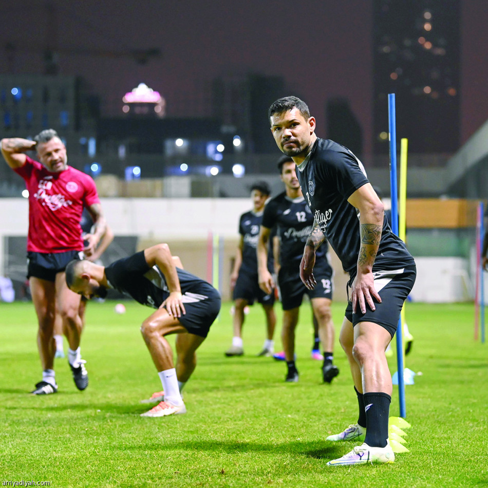 غدا..
بانيجا يواجه مكتشفه