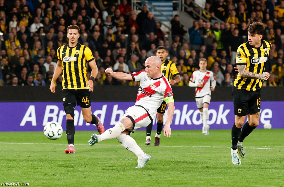 «كونفيرنس ليج».. ستراسبورج وفاييكانو وبالاس يلحقون بشاختار