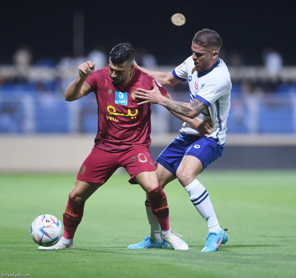 بـ 10 لاعبين..
العدالة.. انتصار أول