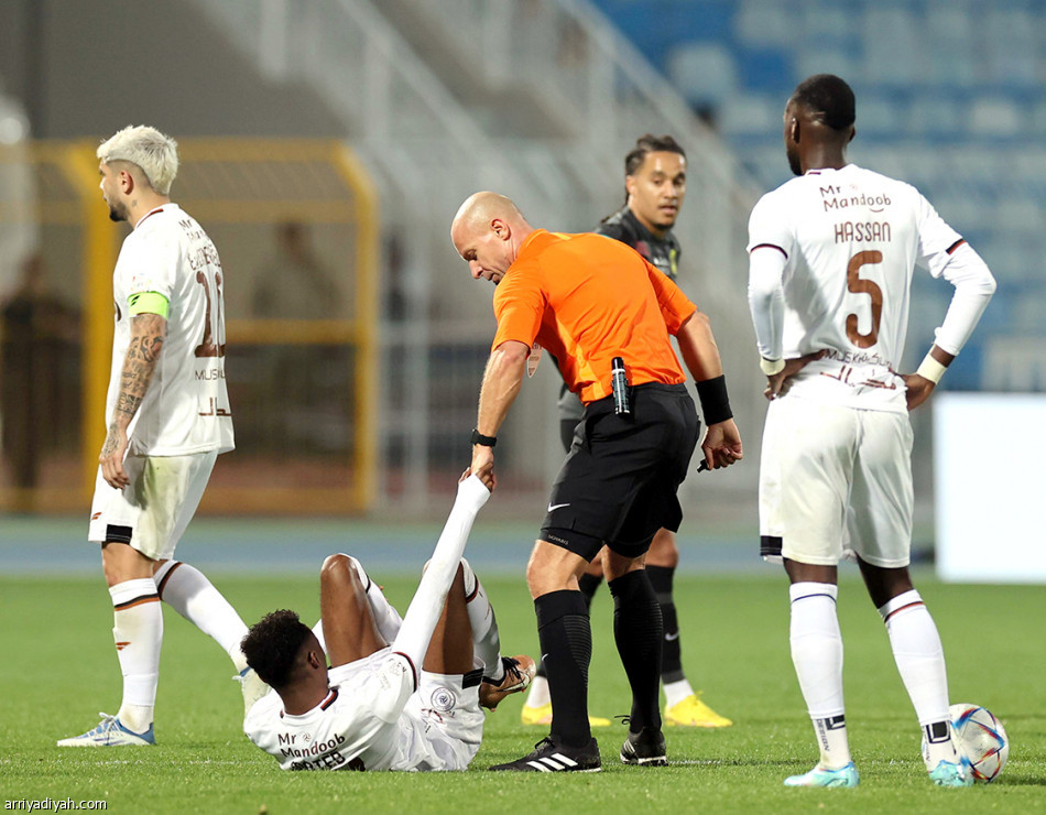 أمام جروهي..
جونيور.. 7 إحباطات