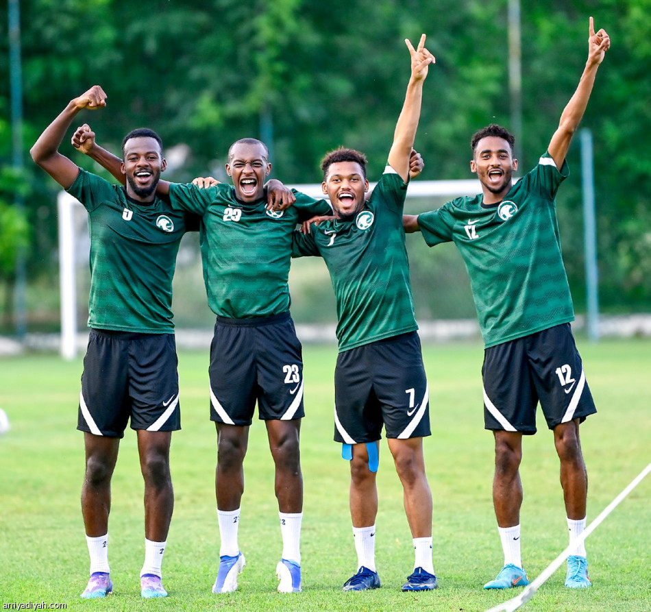 مهمة المونديال 
تستبدل مدرب أستراليا