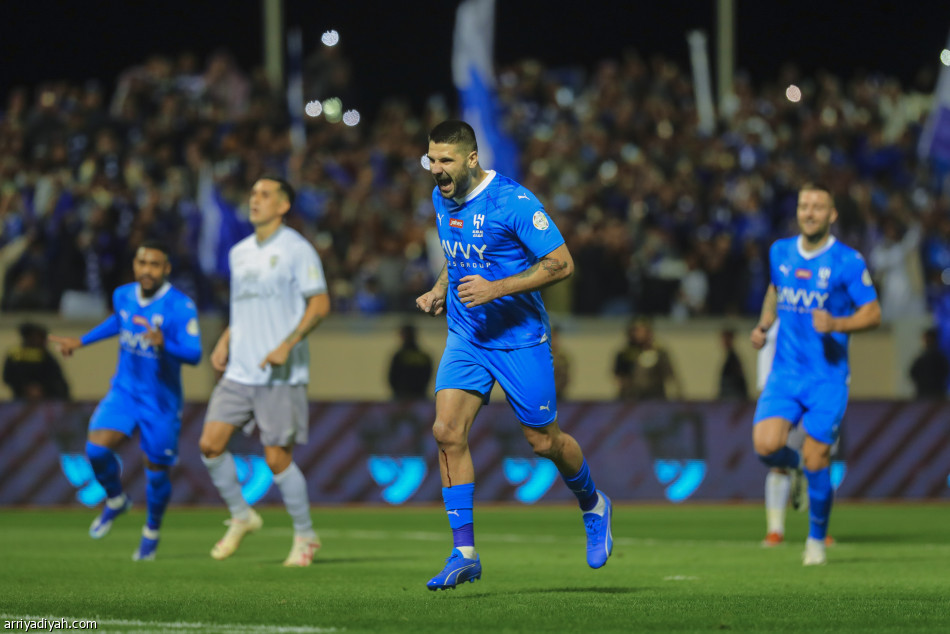 بثنائية الطائي.. الهلال 24 مباراة دون خسارة