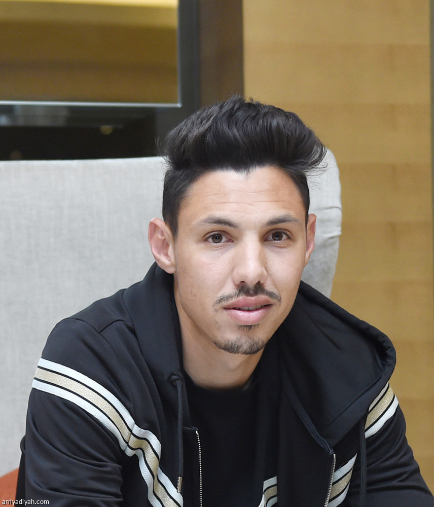 الحراس الـ 10 الأوائل..
3 سعوديين يزاحمون الأجانب