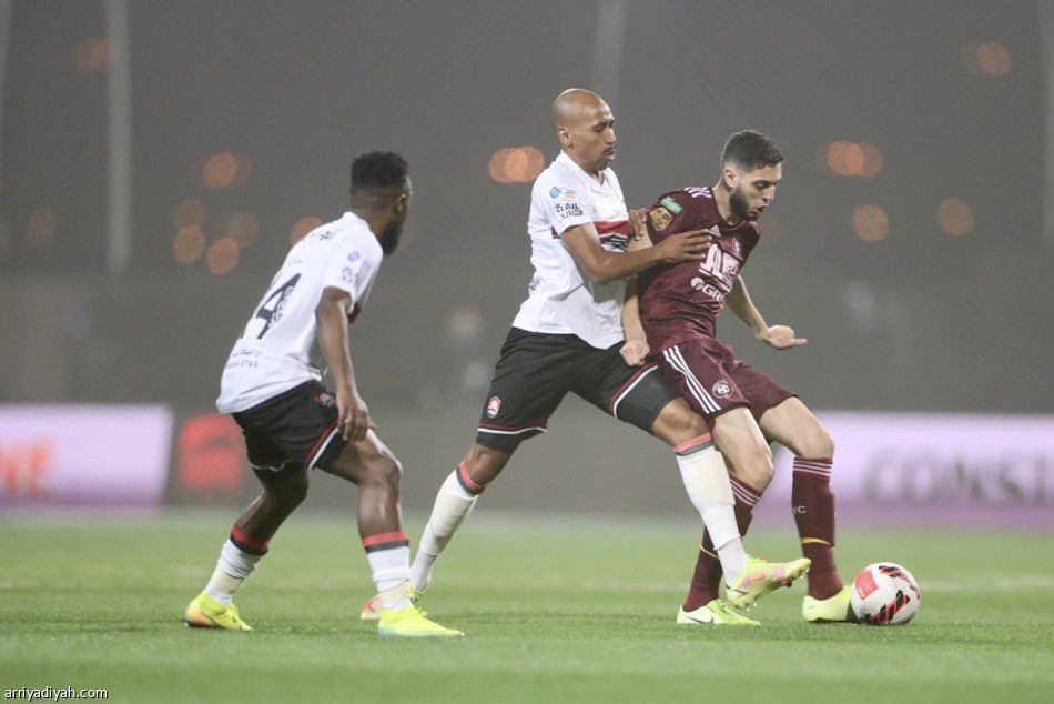 الفيصلي والرائد يتعثران بتعادل سلبي