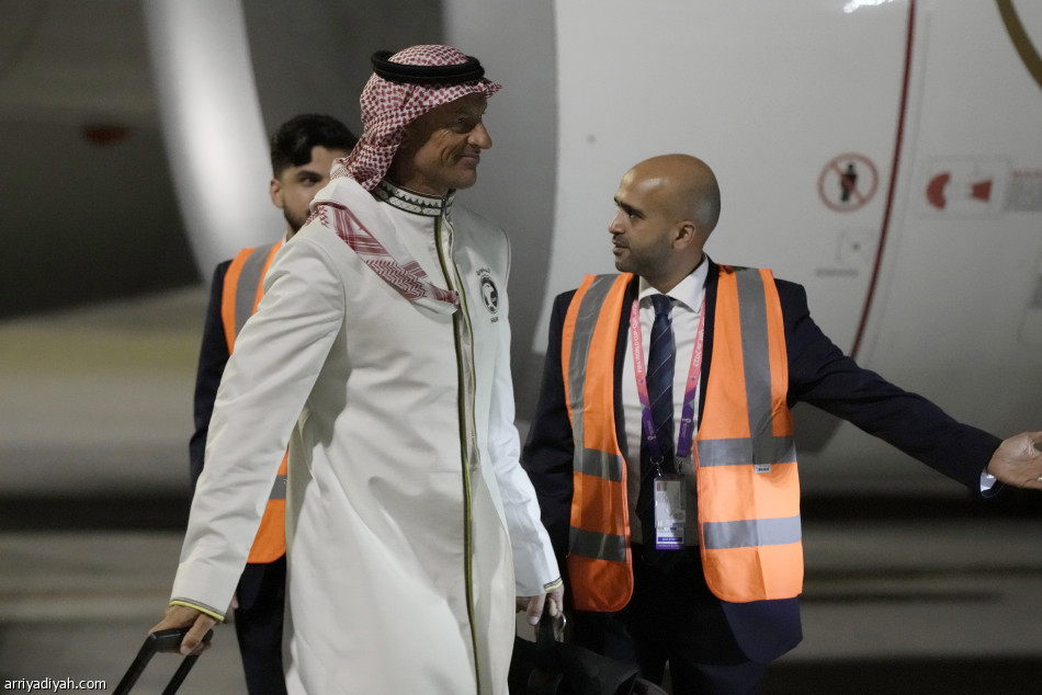 بعثة الأخضر تصل إلى الدوحة