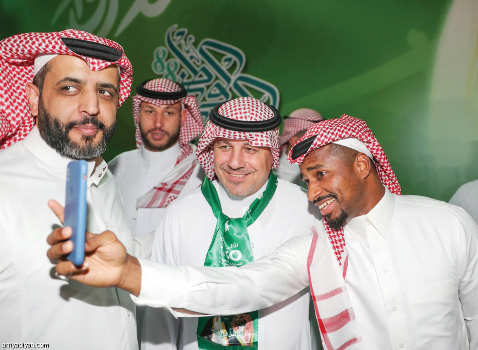 احتفالية الشباب..
عرضة.. ومسيرة عن تاريخ السعودية