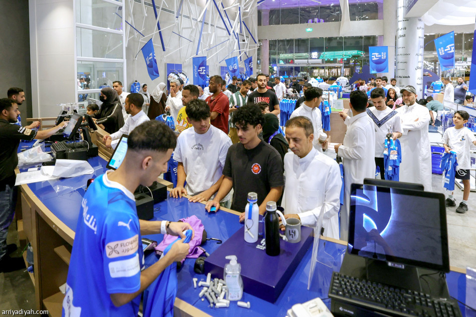 نيمار
بين 5 مراكز