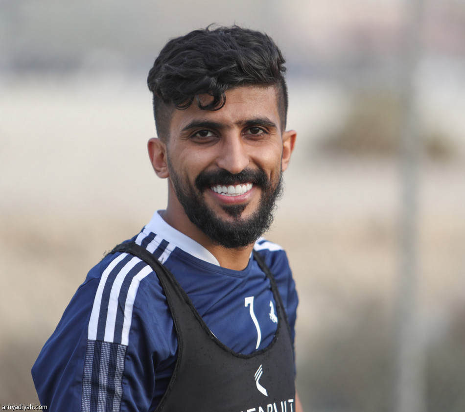 ثلاثي العرب يدعم الاتفاق أمام النصر