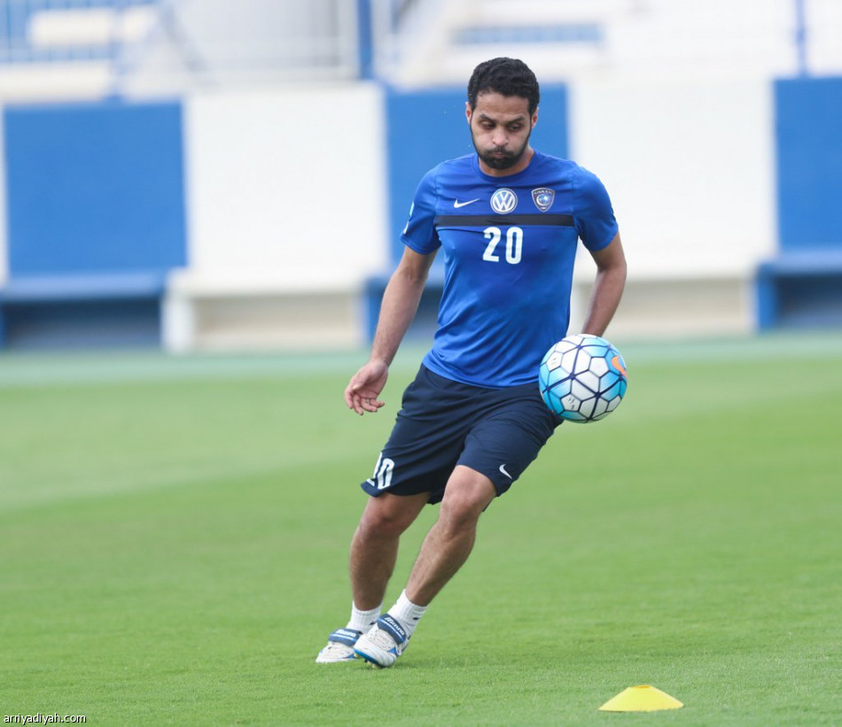 الهلال يغادر إلى مسقط بمهاجم واحد