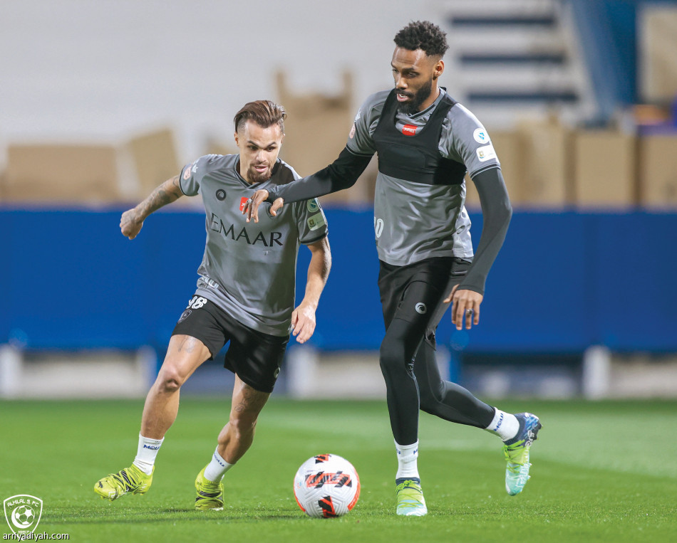 دياز أمام اللاتينيين..
الفوز يغيب 6 مرات