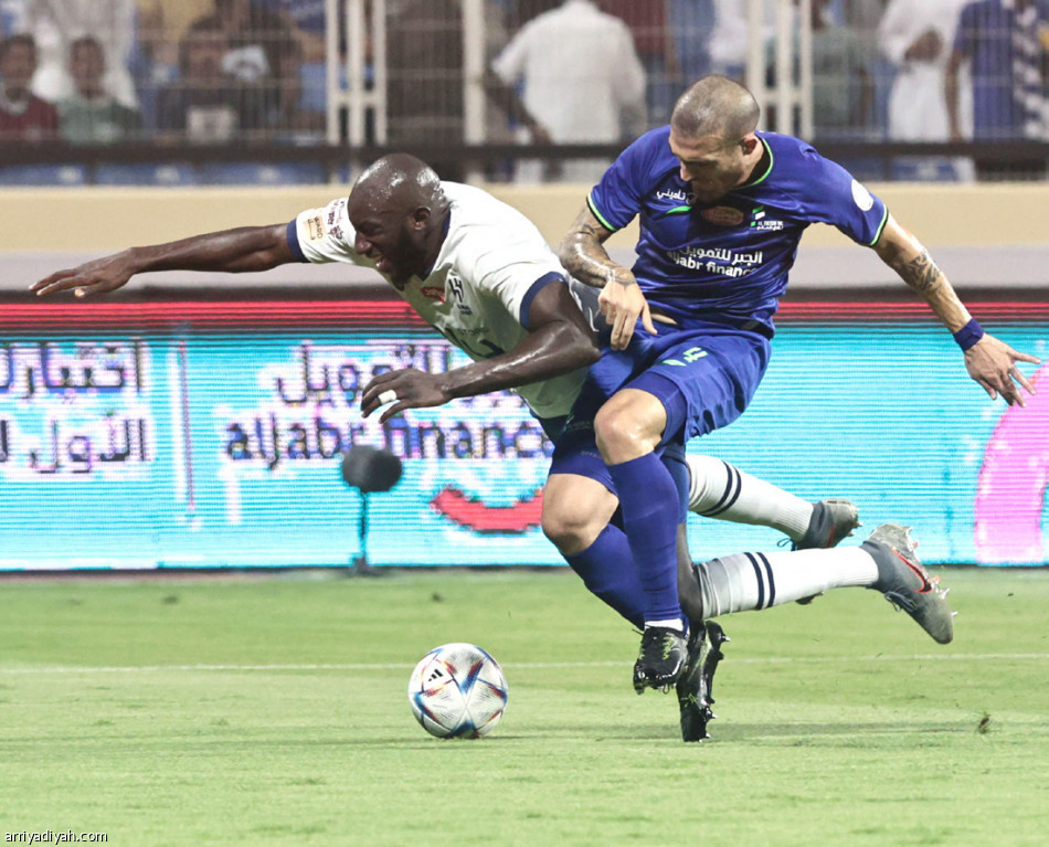 الهلال..فوز ورقم قياسي