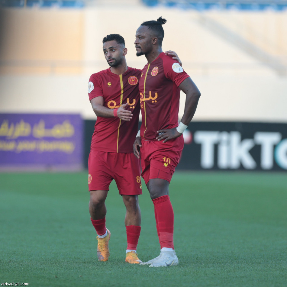 «جزائية» تنقذ القادسية من الخسارة أمام الشعلة