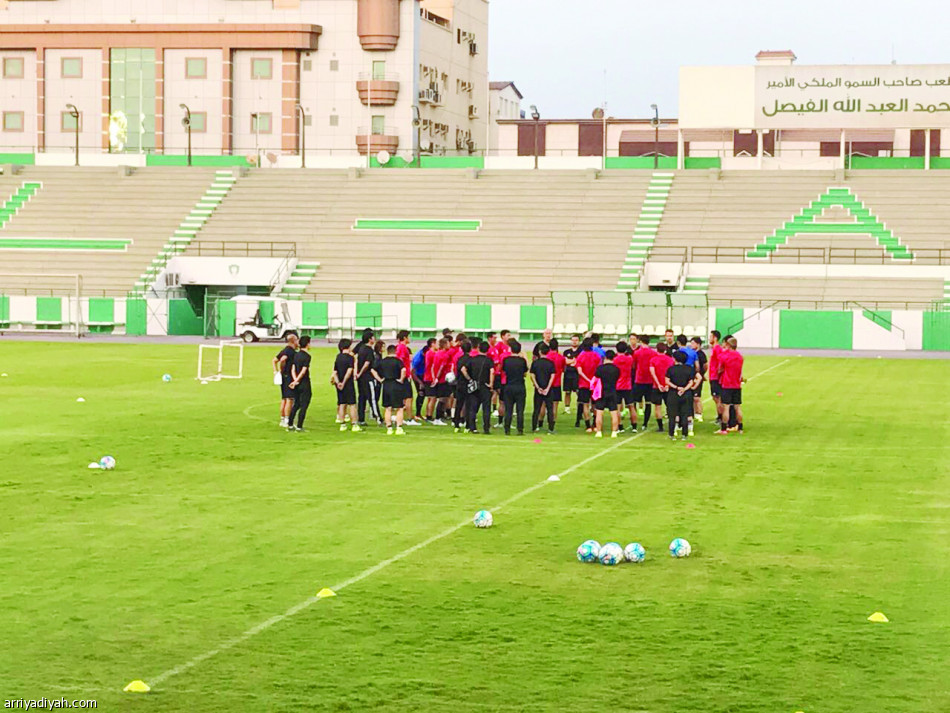 خليلوزيتش يرفض إراحة محاربي الساموراي