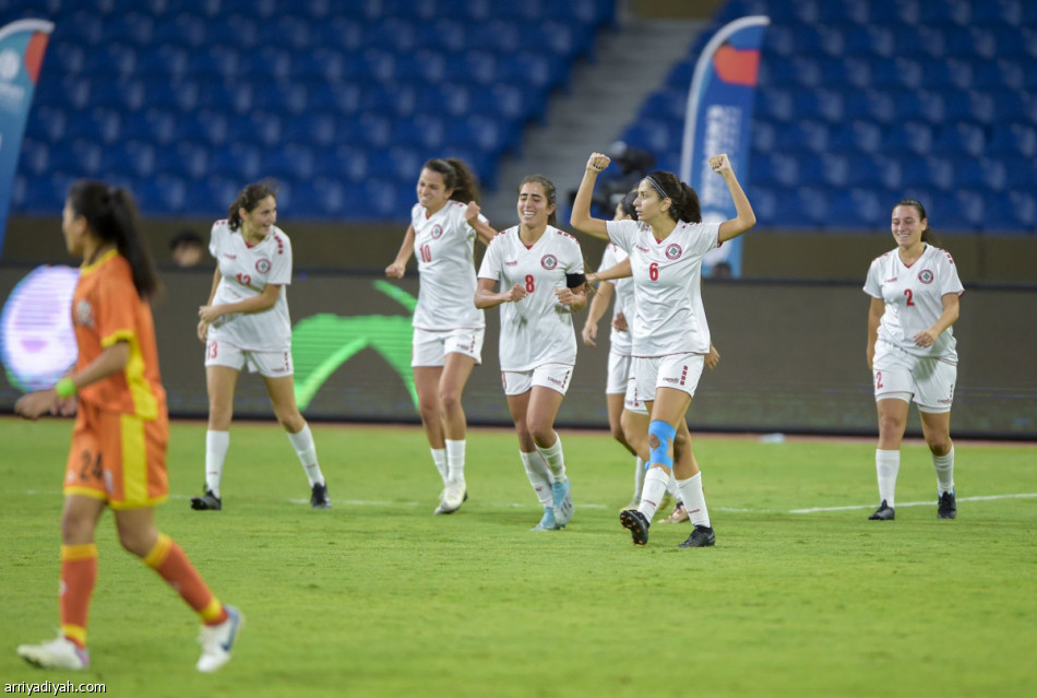 لبنان يتوج بلقب «دولية السيدات»