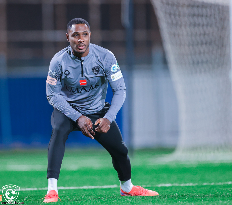 دياز يضع مخطط الهلال قبل الحزم