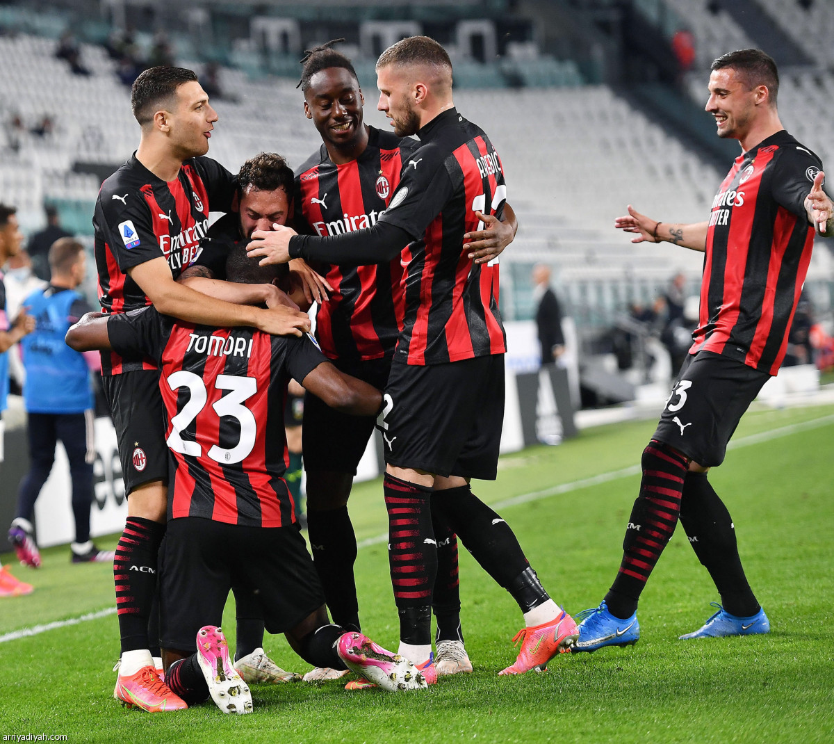 ميلان يقسو على اليوفي