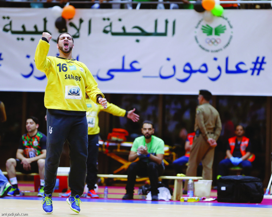 النور .. يتزعم دوري ممتاز اليد