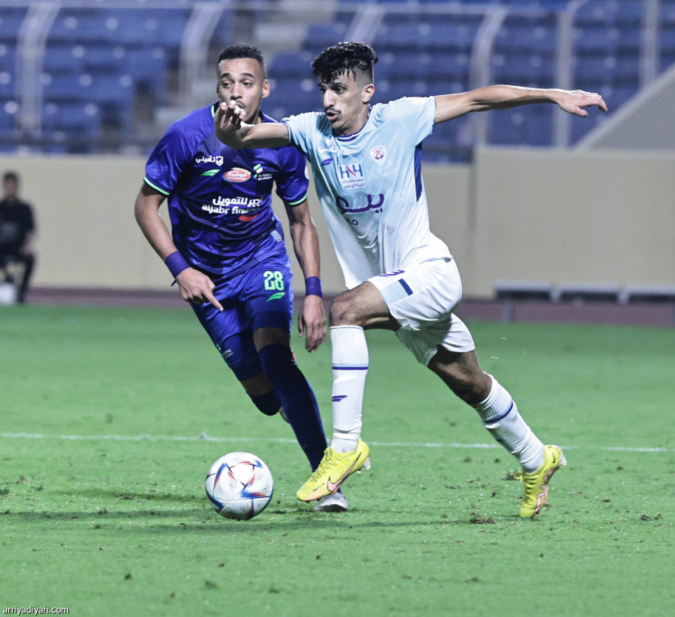 بثلاثية أبها.. الفتح يقفز 4 مراكز