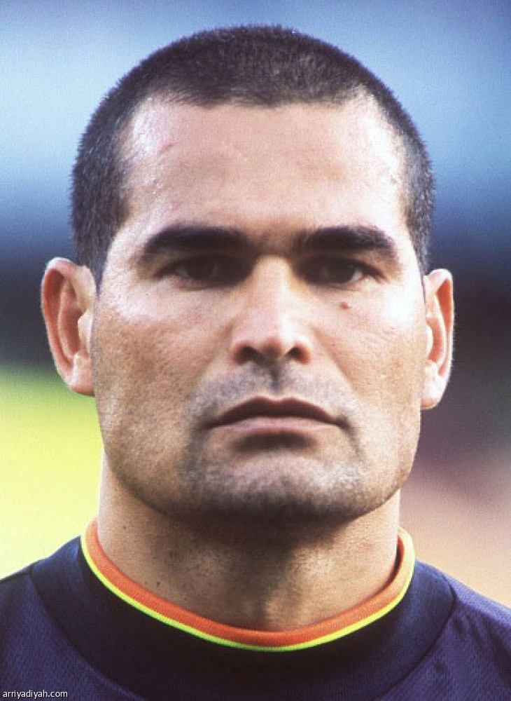 المعيوف
مع الحاسمين