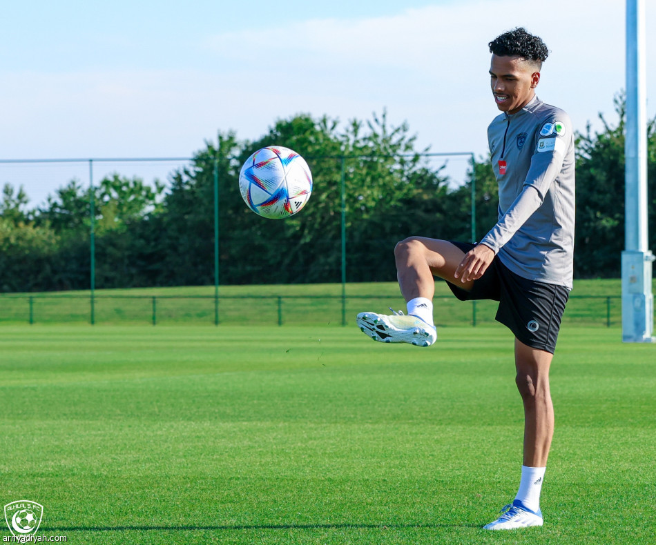 الهلال.. الجوير ورديف  ينضمان إلى المعسكر