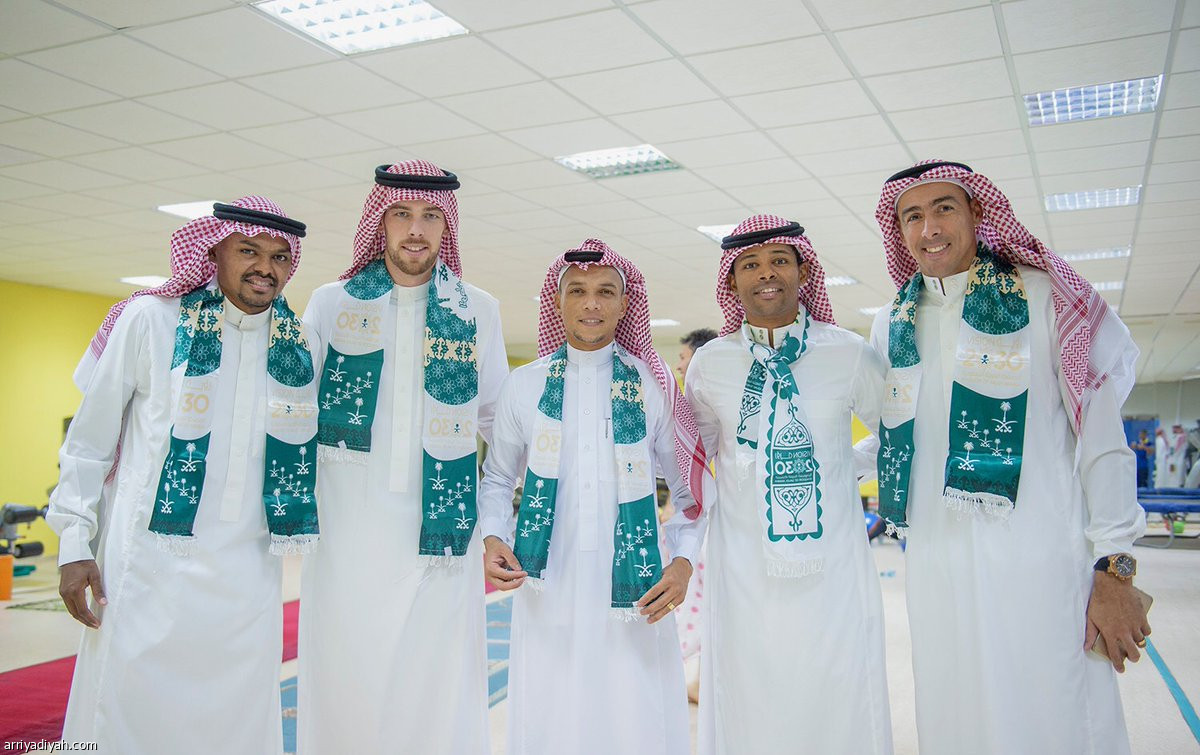 أجانب التعاون يحتفلون باليوم الوطني