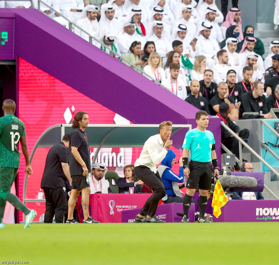 بعد 298 يوما.. 
الأخضر 
يخفق