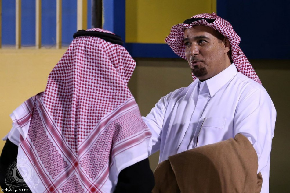 فيصل بن تركي يجتمع بلاعبي النصر بتواجد شرفي وإداري