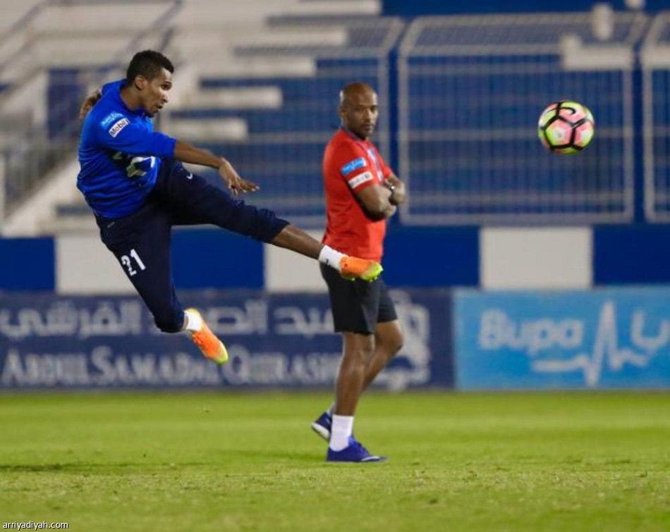 هوساوي يعود للهلال .. والثنائي خارج قائمة الخليج
