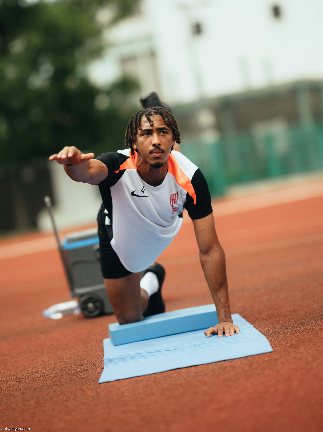 القادسية ينطلق