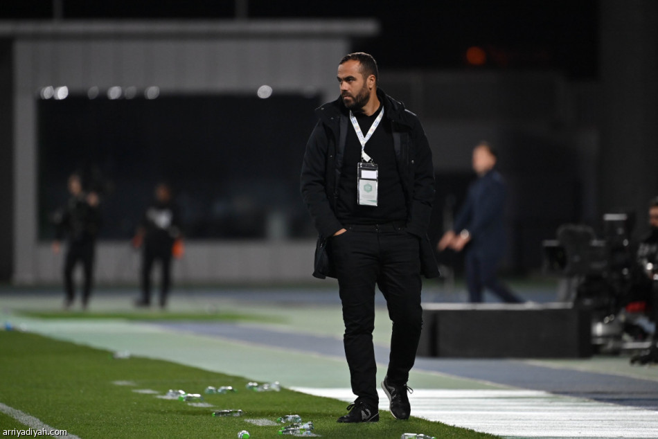 الأهلي يكسر عقدة أبها بسداسية