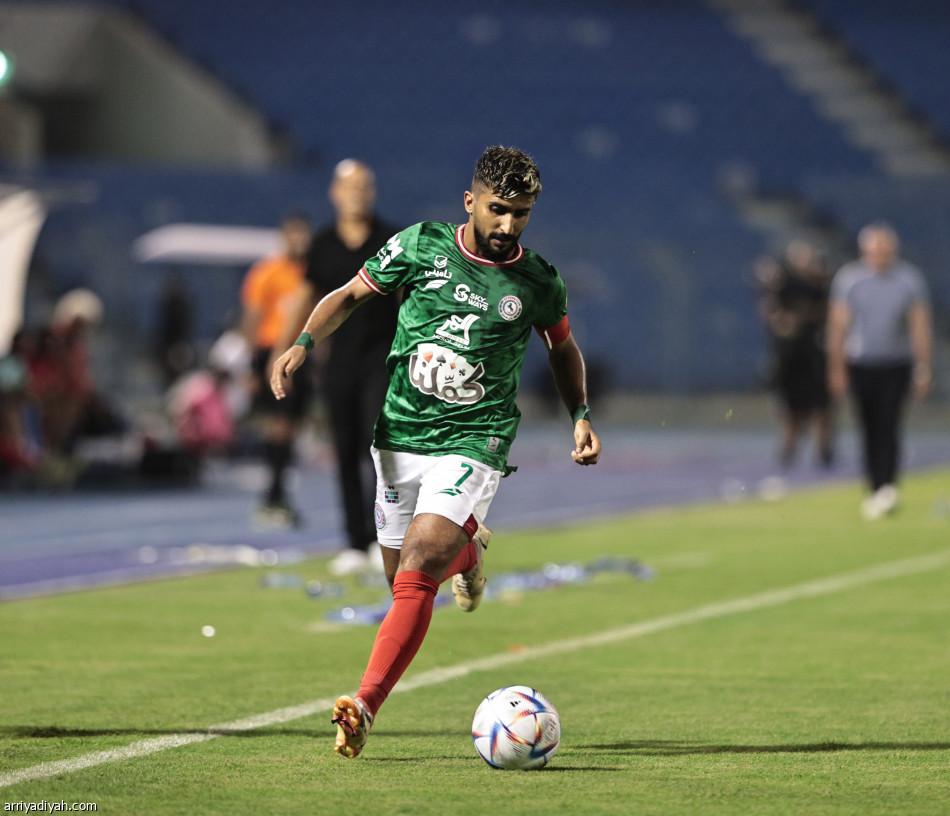 الطائي يُسقط الاتفاق في عقر داره