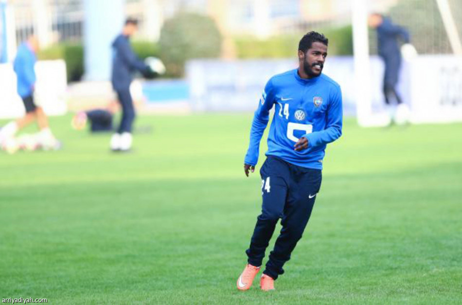 الهلال يتسلح بالتسديد والعرضيات