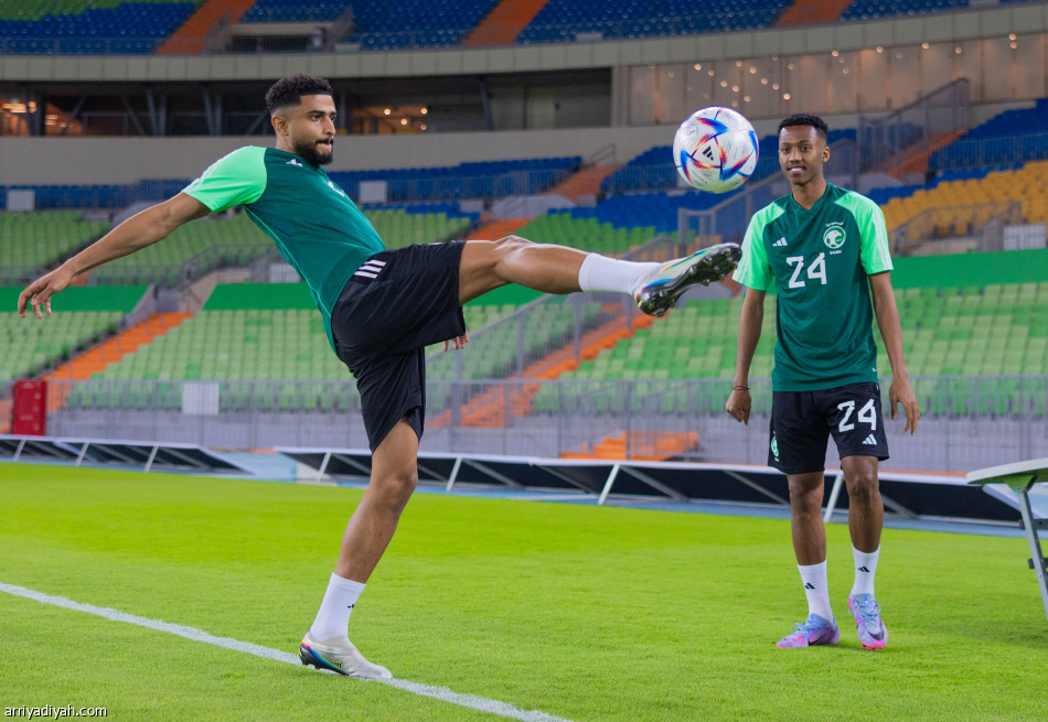 الأخضر .. سالم وتمبكتي يكتفيان بتدريبات خاصة