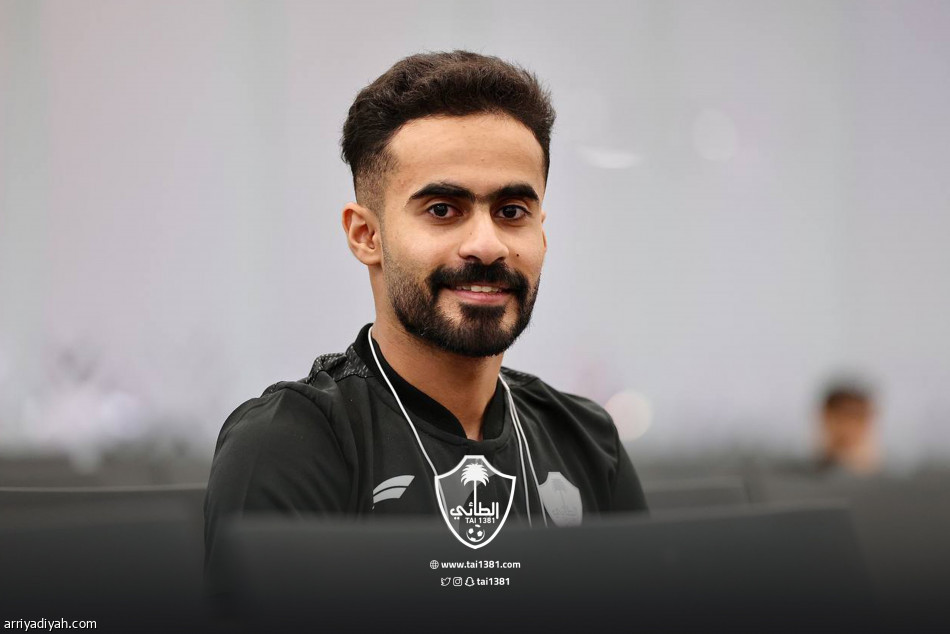 الطائي يطير إلى إفيون