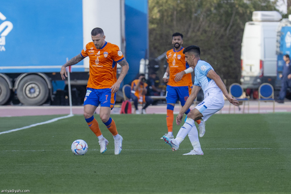 الفيحاء يزيد معاناة أبها بثنائية