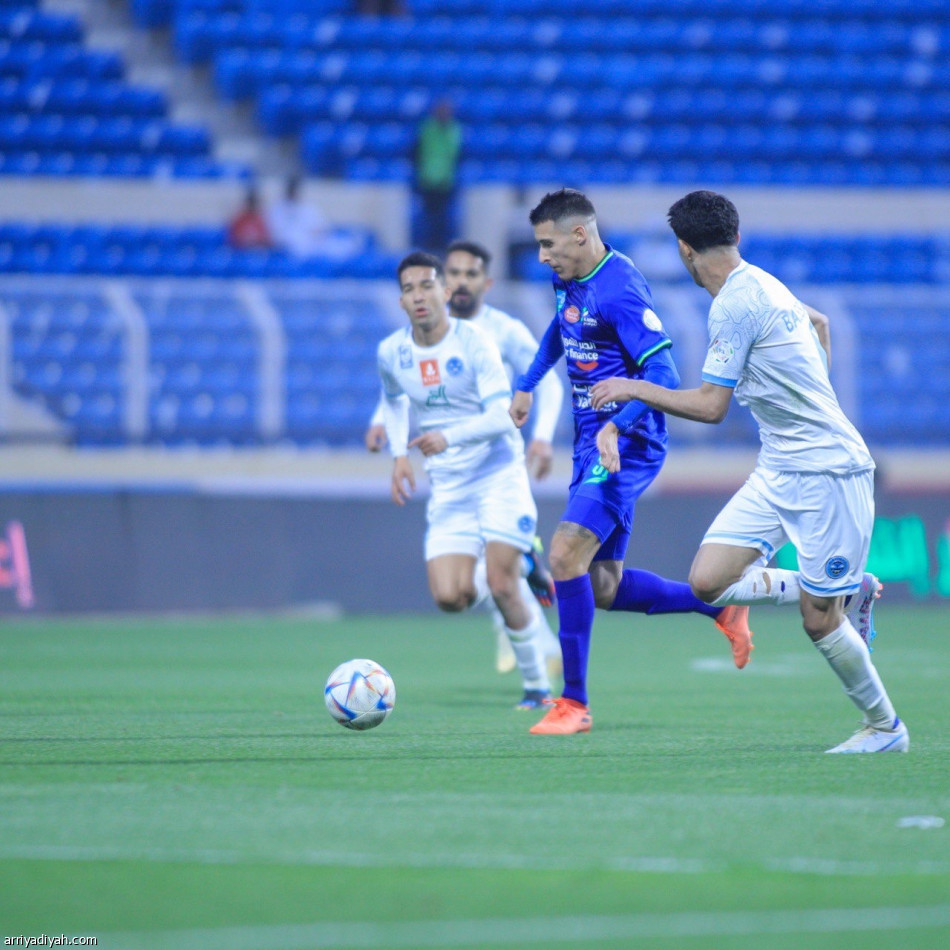 «ثنائية الفتح» تعقد الباطن