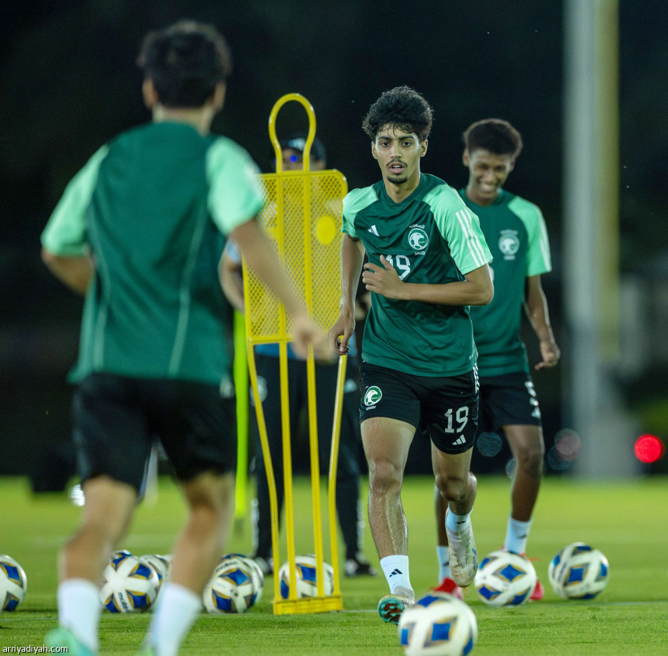 5 منتخبات
تزاحم الأخضر السكن