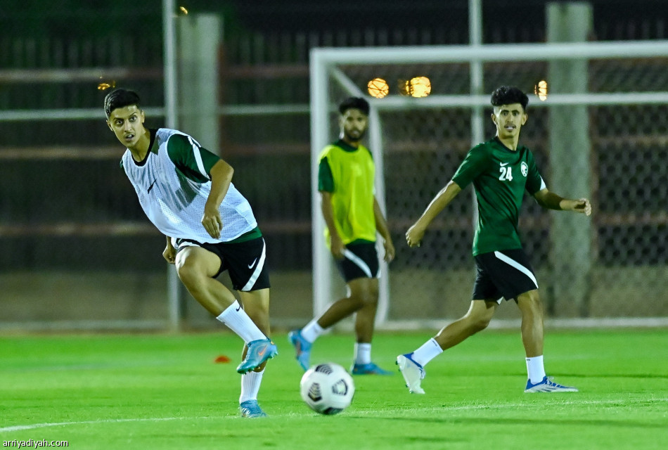 الإثنين.. الأخضر الأولمبي يطير إلى كرواتيا