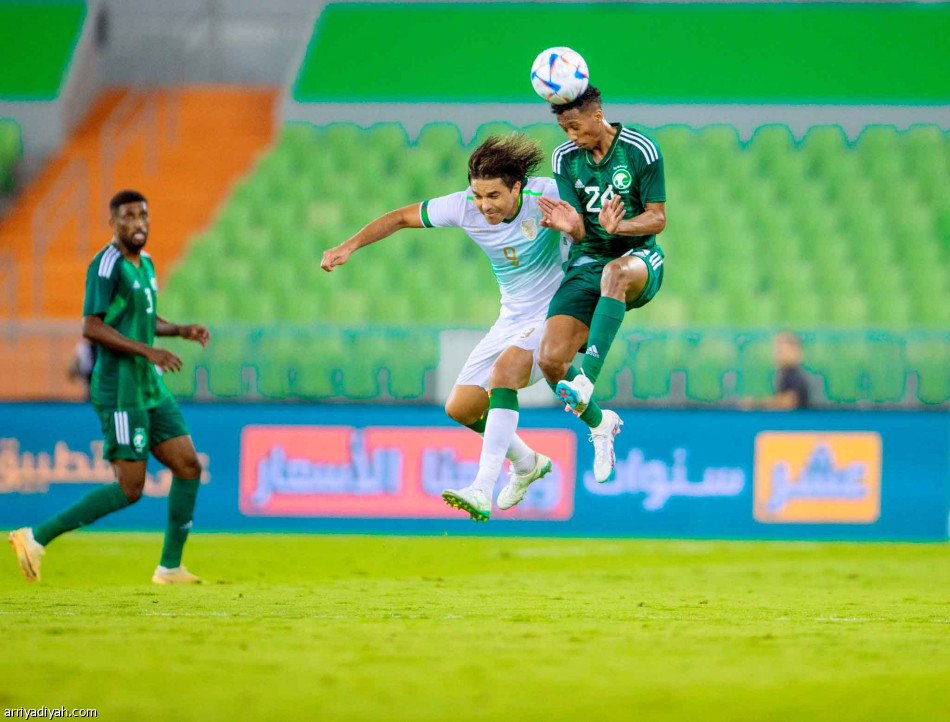 سقوط سادس
يعادل كفّتي رينارد