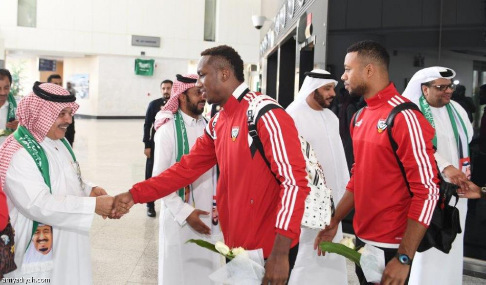 ملعب الأهلي وملعب الجوهرة يجهزان منتخب الإمارات