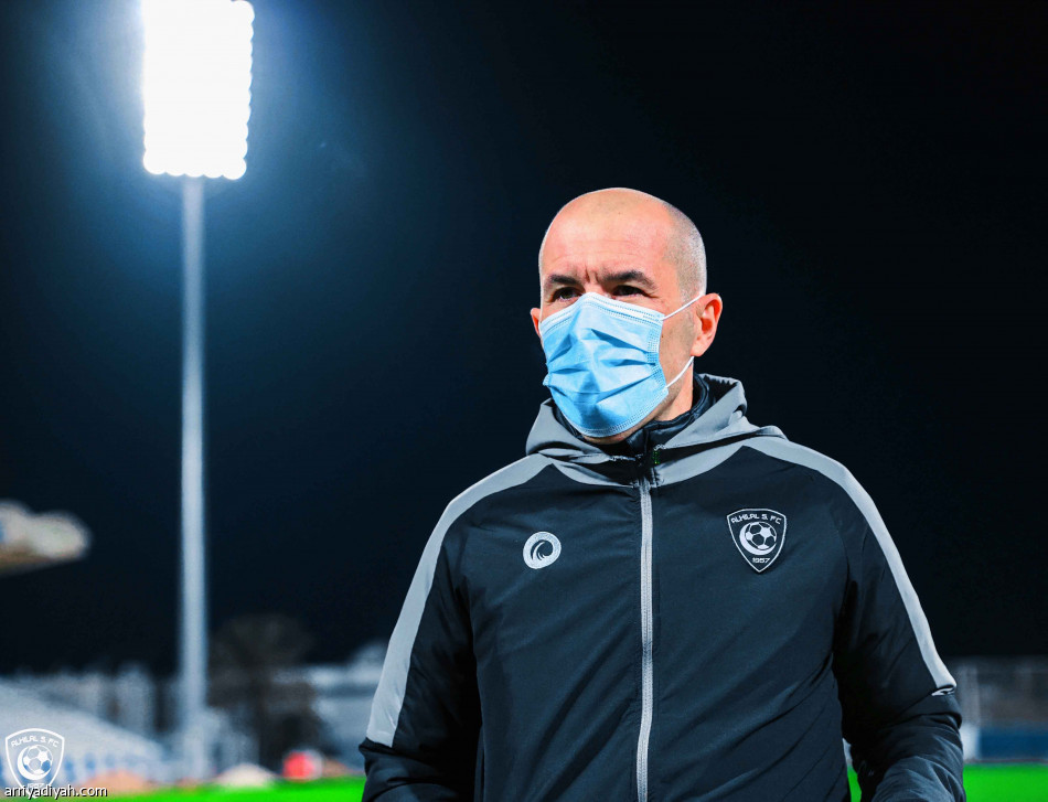 بطل السوبر.. 
لا يتوج بالدوري