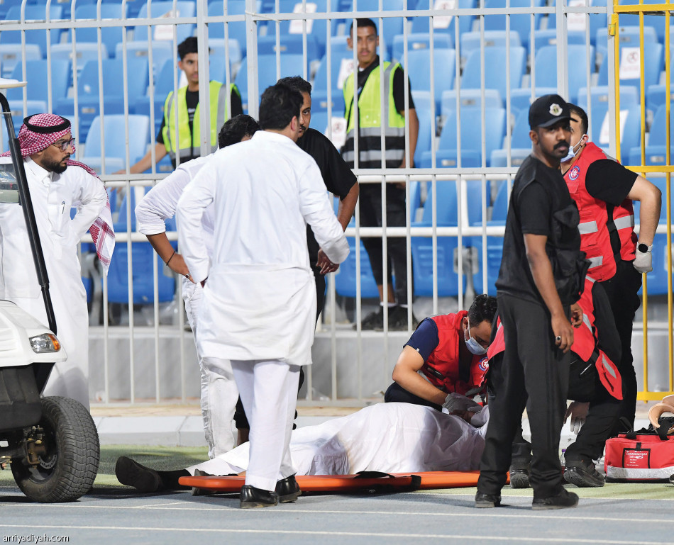 سقوط تاريخي..
أول بطل يهبط