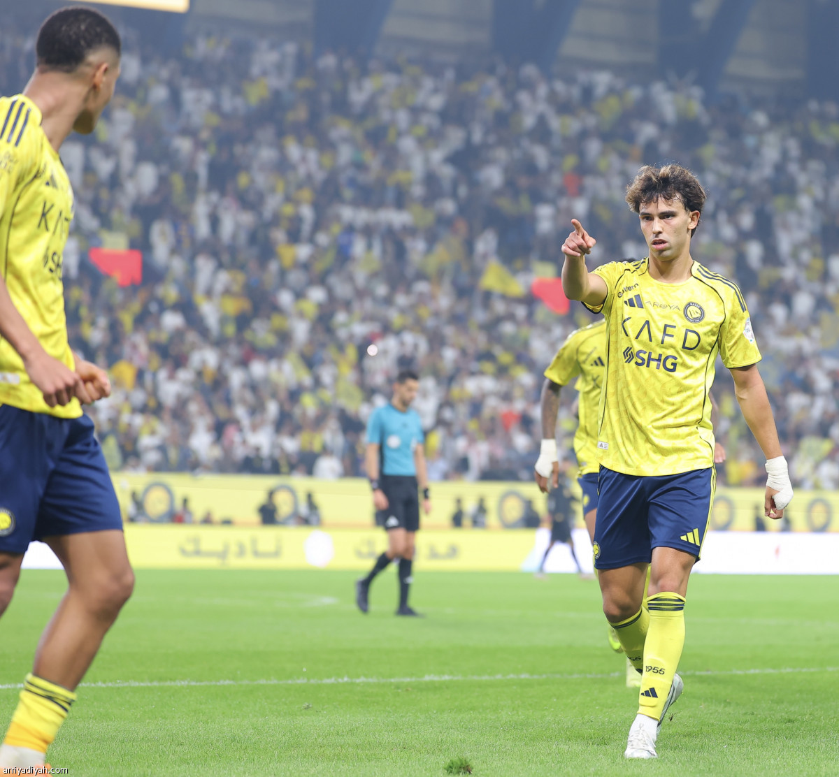 رباعية وعلامة كاملة