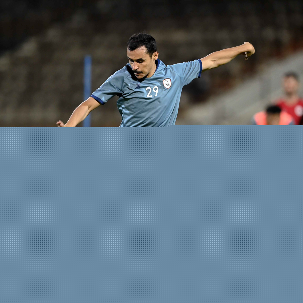 الشباب يعود من الراحة