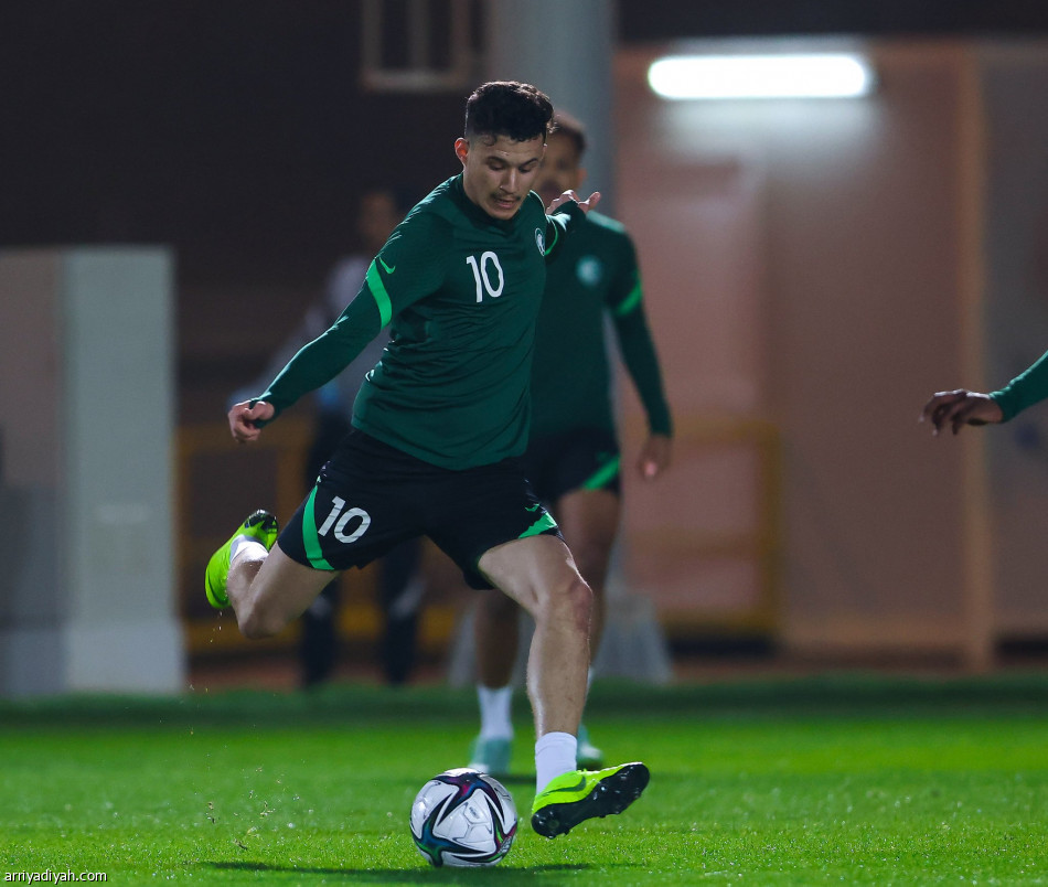 الأخضر ينهي تحضيرات المغرب