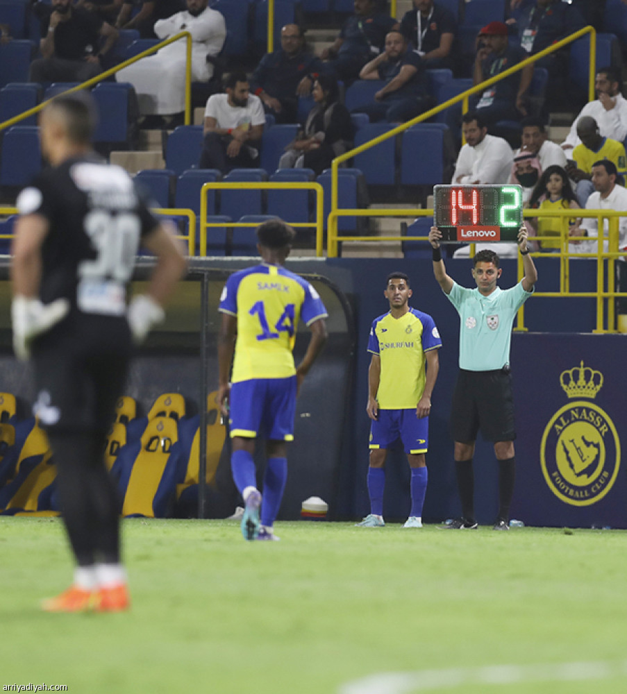 أمام ضمك..
تاليسكا يواصل هوايته