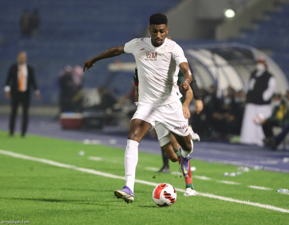 الشباب يتعثر بالتعادل الثاني تواليا