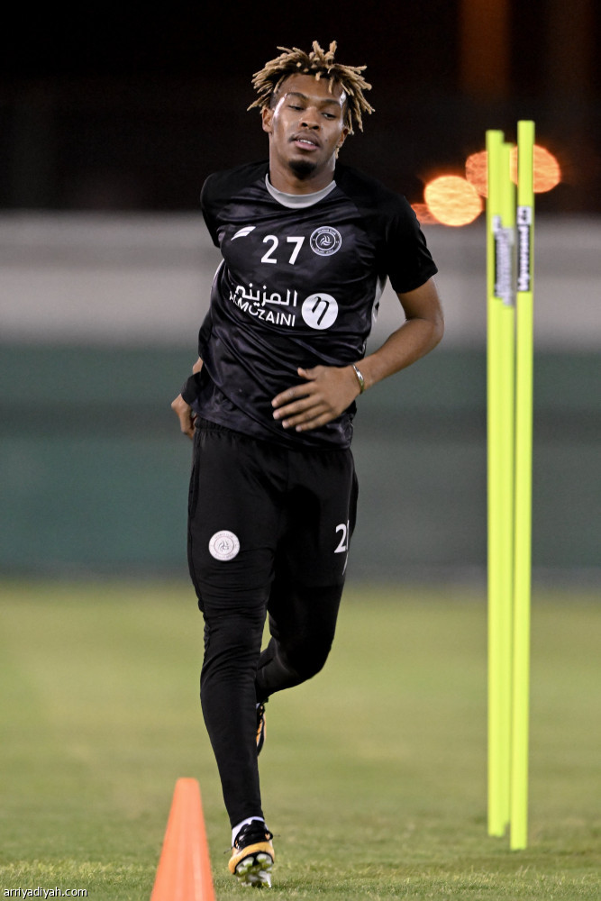 مورينو يكثف تحضيرات الشباب للفيحاء