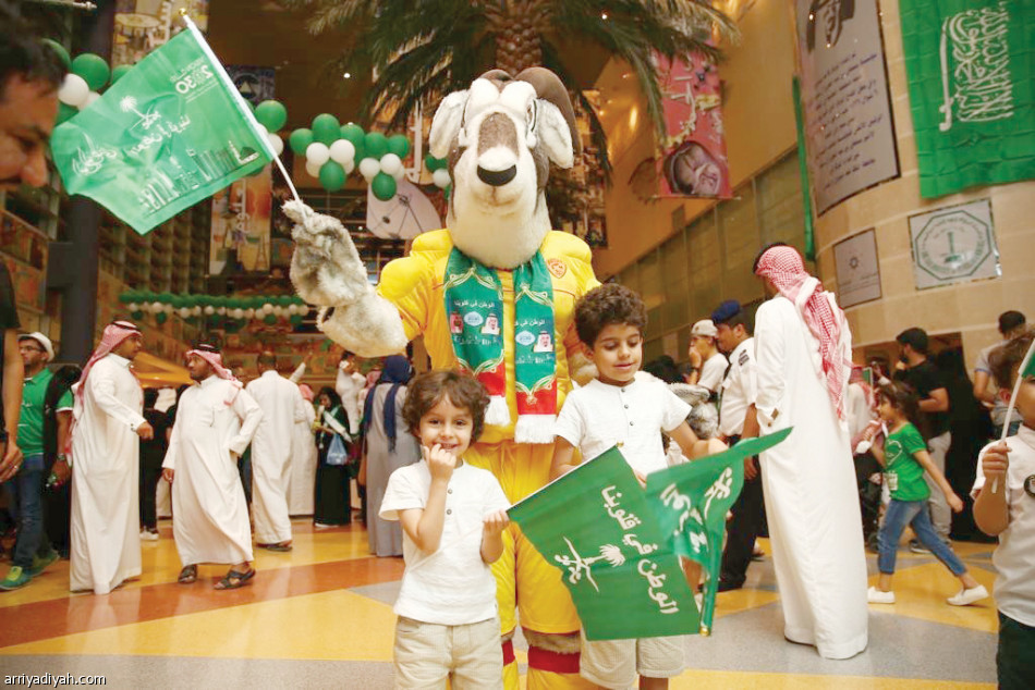 اللون الأخضر يوحد الرياضيين